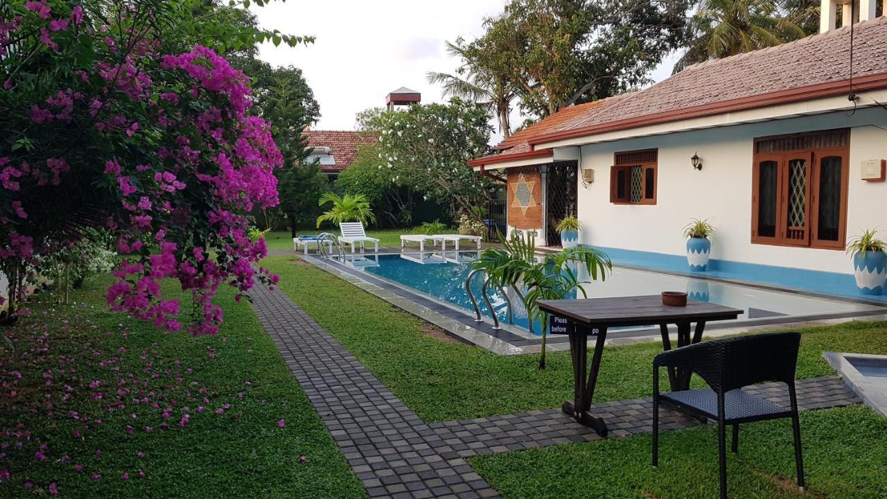 Lioni Holidays Villa Negombo Exteriér fotografie