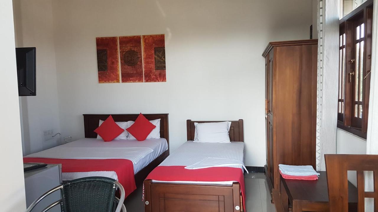 Lioni Holidays Villa Negombo Exteriér fotografie