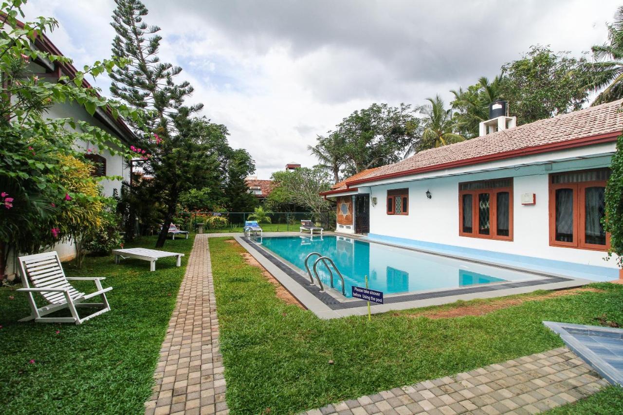 Lioni Holidays Villa Negombo Exteriér fotografie