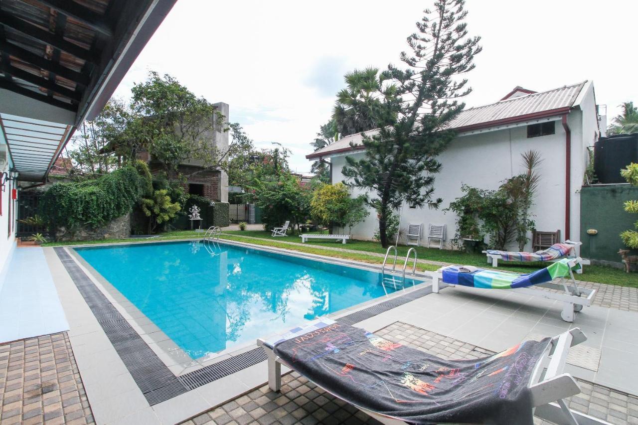 Lioni Holidays Villa Negombo Exteriér fotografie